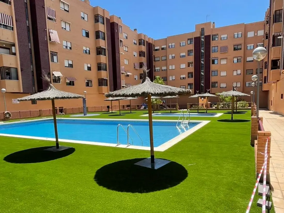 Artificial grass installation for homes and businesses in Finestrat